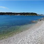Apartment Mare Beachfront With Sea View