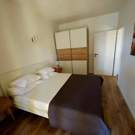 Mare Azzuro Ii Apartamento Pula