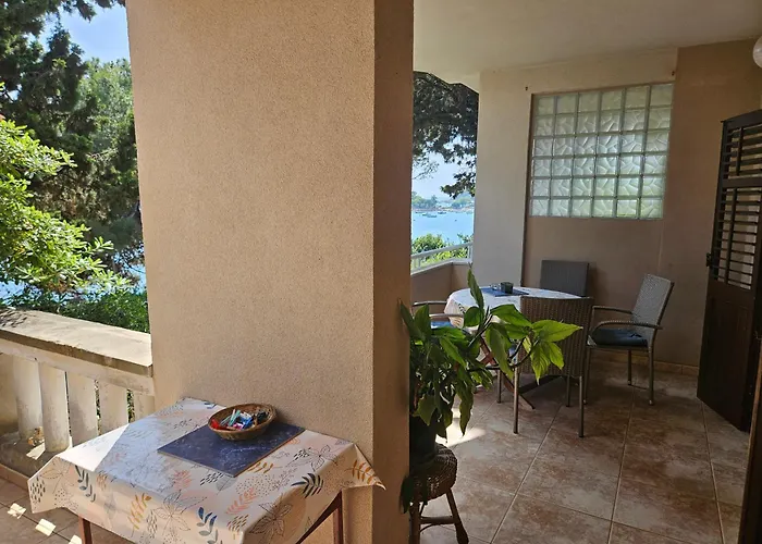 Apartament Mare Beachfront With Sea View Pula