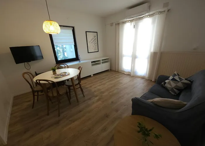 Mare Azzuro Ii Πούλα